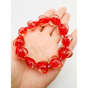 Vintage red heart art glass stretchy Bracelet